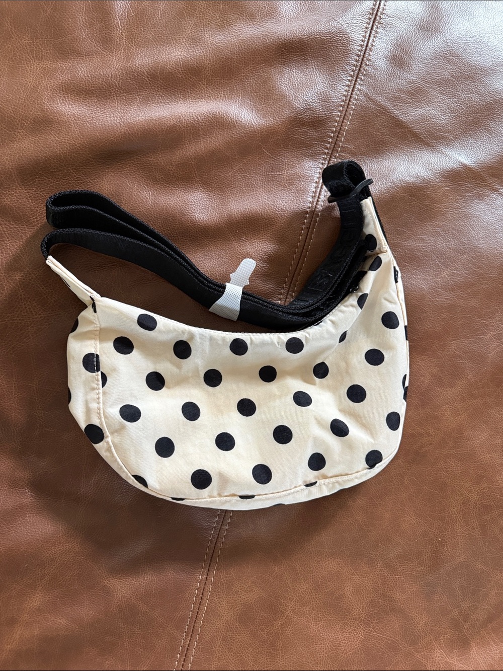 BAGGU Small Crescent Bag - Black and Ivory Polka Dots - Picture 2 of 4